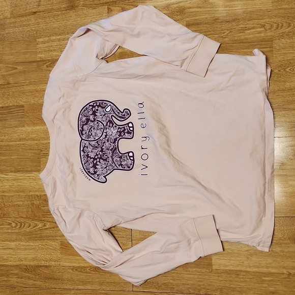 ivory ella Tops - Ivory Ella pink long sleeve floral tee sz M
